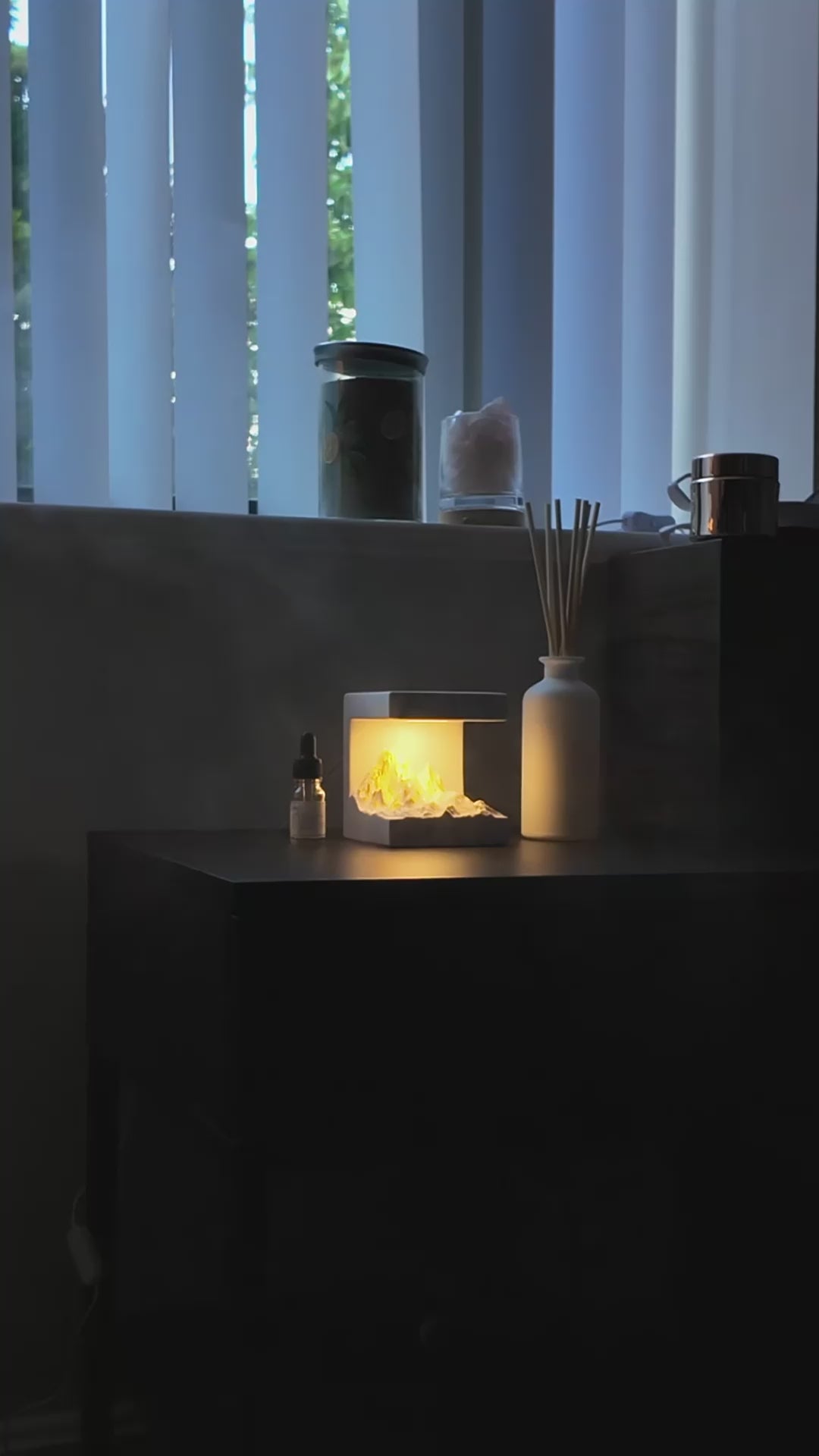 Modylife Golden Mountain Lamp